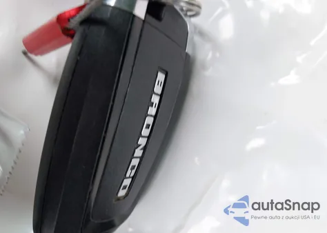 2023 Ford Bronco Wildtrak z USA, uszkodzony, nr VIN 1FMEE5DP8PLC10314